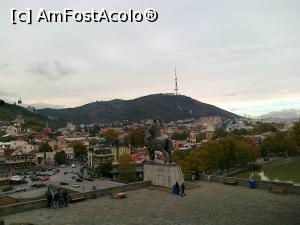 [P12] Tbilisi, Metekhi - statuia regelui Vakhtang I şi panorama spre dealul Mtatsminda » foto by calator2000
 - 
<span class="allrVoted glyphicon glyphicon-heart hidden" id="av812687"></span>
<a class="m-l-10 hidden" id="sv812687" onclick="voting_Foto_DelVot(,812687,11911)" role="button">șterge vot <span class="glyphicon glyphicon-remove"></span></a>
<a id="v9812687" class=" c-red"  onclick="voting_Foto_SetVot(812687)" role="button"><span class="glyphicon glyphicon-heart-empty"></span> <b>LIKE</b> = Votează poza</a> <img class="hidden"  id="f812687W9" src="/imagini/loader.gif" border="0" /><span class="AjErrMes hidden" id="e812687ErM"></span>