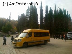 [P59] Microbusul care ne-a purtat prin Georgia, parcat la Bodbe » foto by calator2000
 - 
<span class="allrVoted glyphicon glyphicon-heart hidden" id="av813079"></span>
<a class="m-l-10 hidden" id="sv813079" onclick="voting_Foto_DelVot(,813079,11911)" role="button">șterge vot <span class="glyphicon glyphicon-remove"></span></a>
<a id="v9813079" class=" c-red"  onclick="voting_Foto_SetVot(813079)" role="button"><span class="glyphicon glyphicon-heart-empty"></span> <b>LIKE</b> = Votează poza</a> <img class="hidden"  id="f813079W9" src="/imagini/loader.gif" border="0" /><span class="AjErrMes hidden" id="e813079ErM"></span>