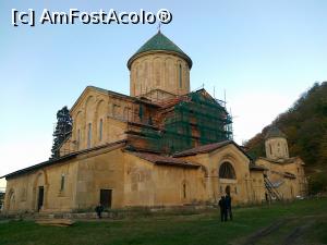 [P77] bisericile Mănăstirii Gelati » foto by calator2000
 - 
<span class="allrVoted glyphicon glyphicon-heart hidden" id="av813100"></span>
<a class="m-l-10 hidden" id="sv813100" onclick="voting_Foto_DelVot(,813100,11911)" role="button">șterge vot <span class="glyphicon glyphicon-remove"></span></a>
<a id="v9813100" class=" c-red"  onclick="voting_Foto_SetVot(813100)" role="button"><span class="glyphicon glyphicon-heart-empty"></span> <b>LIKE</b> = Votează poza</a> <img class="hidden"  id="f813100W9" src="/imagini/loader.gif" border="0" /><span class="AjErrMes hidden" id="e813100ErM"></span>