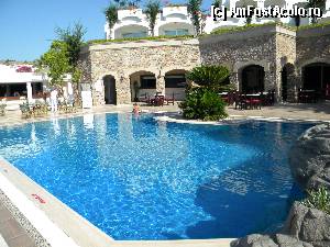 [P21] piscina 2 » foto by silvia tudoran
 - 
<span class="allrVoted glyphicon glyphicon-heart hidden" id="av345685"></span>
<a class="m-l-10 hidden" id="sv345685" onclick="voting_Foto_DelVot(,345685,12093)" role="button">șterge vot <span class="glyphicon glyphicon-remove"></span></a>
<a id="v9345685" class=" c-red"  onclick="voting_Foto_SetVot(345685)" role="button"><span class="glyphicon glyphicon-heart-empty"></span> <b>LIKE</b> = Votează poza</a> <img class="hidden"  id="f345685W9" src="/imagini/loader.gif" border="0" /><span class="AjErrMes hidden" id="e345685ErM"></span>