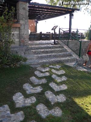 [P24] spre restaurantul cu specific italian » foto by silvia tudoran
 - 
<span class="allrVoted glyphicon glyphicon-heart hidden" id="av345688"></span>
<a class="m-l-10 hidden" id="sv345688" onclick="voting_Foto_DelVot(,345688,12093)" role="button">șterge vot <span class="glyphicon glyphicon-remove"></span></a>
<a id="v9345688" class=" c-red"  onclick="voting_Foto_SetVot(345688)" role="button"><span class="glyphicon glyphicon-heart-empty"></span> <b>LIKE</b> = Votează poza</a> <img class="hidden"  id="f345688W9" src="/imagini/loader.gif" border="0" /><span class="AjErrMes hidden" id="e345688ErM"></span>