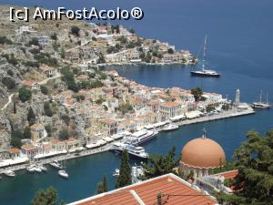 [P32] Portul din Symi văzut din Chora, satul de sus » foto by irinad
 - 
<span class="allrVoted glyphicon glyphicon-heart hidden" id="av979858"></span>
<a class="m-l-10 hidden" id="sv979858" onclick="voting_Foto_DelVot(,979858,12104)" role="button">șterge vot <span class="glyphicon glyphicon-remove"></span></a>
<a id="v9979858" class=" c-red"  onclick="voting_Foto_SetVot(979858)" role="button"><span class="glyphicon glyphicon-heart-empty"></span> <b>LIKE</b> = Votează poza</a> <img class="hidden"  id="f979858W9" src="/imagini/loader.gif" border="0" /><span class="AjErrMes hidden" id="e979858ErM"></span>