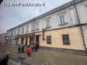 [P03] Restaurant Național Rădăuți,noi ,ieșind din autocar » foto by AZE
 - 
<span class="allrVoted glyphicon glyphicon-heart hidden" id="av1480019"></span>
<a class="m-l-10 hidden" id="sv1480019" onclick="voting_Foto_DelVot(,1480019,12132)" role="button">șterge vot <span class="glyphicon glyphicon-remove"></span></a>
<a id="v91480019" class=" c-red"  onclick="voting_Foto_SetVot(1480019)" role="button"><span class="glyphicon glyphicon-heart-empty"></span> <b>LIKE</b> = Votează poza</a> <img class="hidden"  id="f1480019W9" src="/imagini/loader.gif" border="0" /><span class="AjErrMes hidden" id="e1480019ErM"></span>
