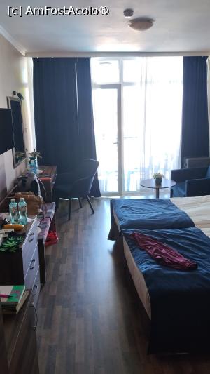 [P09] Camere racoroase,am testat aerul conditionat dar nu a fost nevoie sa-l folosesc.Et.1. » foto by PiticVerde
 - 
<span class="allrVoted glyphicon glyphicon-heart hidden" id="av1533926"></span>
<a class="m-l-10 hidden" id="sv1533926" onclick="voting_Foto_DelVot(,1533926,12154)" role="button">șterge vot <span class="glyphicon glyphicon-remove"></span></a>
<a id="v91533926" class=" c-red"  onclick="voting_Foto_SetVot(1533926)" role="button"><span class="glyphicon glyphicon-heart-empty"></span> <b>LIKE</b> = Votează poza</a> <img class="hidden"  id="f1533926W9" src="/imagini/loader.gif" border="0" /><span class="AjErrMes hidden" id="e1533926ErM"></span>