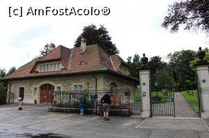 [P11] Le Locle, Le Chateau des Monts Poarta era deschisă » foto by mprofeanu
 - 
<span class="allrVoted glyphicon glyphicon-heart hidden" id="av904585"></span>
<a class="m-l-10 hidden" id="sv904585" onclick="voting_Foto_DelVot(,904585,12175)" role="button">șterge vot <span class="glyphicon glyphicon-remove"></span></a>
<a id="v9904585" class=" c-red"  onclick="voting_Foto_SetVot(904585)" role="button"><span class="glyphicon glyphicon-heart-empty"></span> <b>LIKE</b> = Votează poza</a> <img class="hidden"  id="f904585W9" src="/imagini/loader.gif" border="0" /><span class="AjErrMes hidden" id="e904585ErM"></span>