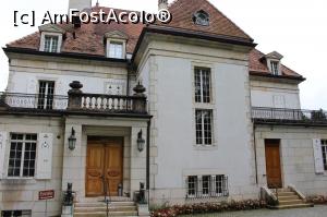 [P18] Le Locle, Le Chateau des Monts, Muzeul Ceasului, Intrarea » foto by mprofeanu
 - 
<span class="allrVoted glyphicon glyphicon-heart hidden" id="av904593"></span>
<a class="m-l-10 hidden" id="sv904593" onclick="voting_Foto_DelVot(,904593,12175)" role="button">șterge vot <span class="glyphicon glyphicon-remove"></span></a>
<a id="v9904593" class=" c-red"  onclick="voting_Foto_SetVot(904593)" role="button"><span class="glyphicon glyphicon-heart-empty"></span> <b>LIKE</b> = Votează poza</a> <img class="hidden"  id="f904593W9" src="/imagini/loader.gif" border="0" /><span class="AjErrMes hidden" id="e904593ErM"></span>