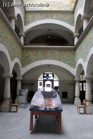 [P06] Le Locle, Primăria, În holul împodobit cu o frescă și decorațiuni tempera se află macheta orașului » foto by mprofeanu
 - 
<span class="allrVoted glyphicon glyphicon-heart hidden" id="av904578"></span>
<a class="m-l-10 hidden" id="sv904578" onclick="voting_Foto_DelVot(,904578,12175)" role="button">șterge vot <span class="glyphicon glyphicon-remove"></span></a>
<a id="v9904578" class=" c-red"  onclick="voting_Foto_SetVot(904578)" role="button"><span class="glyphicon glyphicon-heart-empty"></span> <b>LIKE</b> = Votează poza</a> <img class="hidden"  id="f904578W9" src="/imagini/loader.gif" border="0" /><span class="AjErrMes hidden" id="e904578ErM"></span>