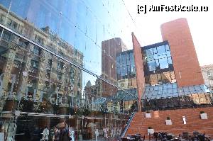 [P01] Palau de la Musica Catalana, intrarea principala » foto by Muffin2009*
 - 
<span class="allrVoted glyphicon glyphicon-heart hidden" id="av352167"></span>
<a class="m-l-10 hidden" id="sv352167" onclick="voting_Foto_DelVot(,352167,12198)" role="button">șterge vot <span class="glyphicon glyphicon-remove"></span></a>
<a id="v9352167" class=" c-red"  onclick="voting_Foto_SetVot(352167)" role="button"><span class="glyphicon glyphicon-heart-empty"></span> <b>LIKE</b> = Votează poza</a> <img class="hidden"  id="f352167W9" src="/imagini/loader.gif" border="0" /><span class="AjErrMes hidden" id="e352167ErM"></span>
