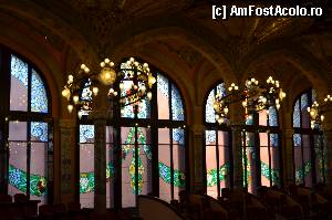 [P11] Palau de la Musica Catalana, vitraliile de la ferestre » foto by Muffin2009*
 - 
<span class="allrVoted glyphicon glyphicon-heart hidden" id="av352180"></span>
<a class="m-l-10 hidden" id="sv352180" onclick="voting_Foto_DelVot(,352180,12198)" role="button">șterge vot <span class="glyphicon glyphicon-remove"></span></a>
<a id="v9352180" class=" c-red"  onclick="voting_Foto_SetVot(352180)" role="button"><span class="glyphicon glyphicon-heart-empty"></span> <b>LIKE</b> = Votează poza</a> <img class="hidden"  id="f352180W9" src="/imagini/loader.gif" border="0" /><span class="AjErrMes hidden" id="e352180ErM"></span>