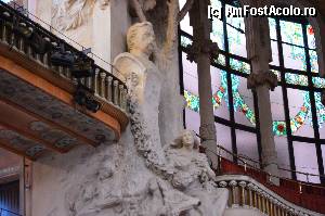 [P04] Palau de la Musica Catalana, unul din busturile marilor compozitori » foto by Muffin2009*
 - 
<span class="allrVoted glyphicon glyphicon-heart hidden" id="av352172"></span>
<a class="m-l-10 hidden" id="sv352172" onclick="voting_Foto_DelVot(,352172,12198)" role="button">șterge vot <span class="glyphicon glyphicon-remove"></span></a>
<a id="v9352172" class=" c-red"  onclick="voting_Foto_SetVot(352172)" role="button"><span class="glyphicon glyphicon-heart-empty"></span> <b>LIKE</b> = Votează poza</a> <img class="hidden"  id="f352172W9" src="/imagini/loader.gif" border="0" /><span class="AjErrMes hidden" id="e352172ErM"></span>