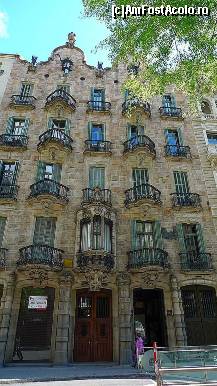 [P28] 26. Casa Calvet (Casp, 48) Antoni Gaudi 1898-1900 » foto by nickro
 - 
<span class="allrVoted glyphicon glyphicon-heart hidden" id="av315611"></span>
<a class="m-l-10 hidden" id="sv315611" onclick="voting_Foto_DelVot(,315611,12198)" role="button">șterge vot <span class="glyphicon glyphicon-remove"></span></a>
<a id="v9315611" class=" c-red"  onclick="voting_Foto_SetVot(315611)" role="button"><span class="glyphicon glyphicon-heart-empty"></span> <b>LIKE</b> = Votează poza</a> <img class="hidden"  id="f315611W9" src="/imagini/loader.gif" border="0" /><span class="AjErrMes hidden" id="e315611ErM"></span>