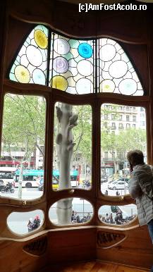 [P63] 59. Casa Batllo - fereastra ondulata si coloana in forma de os umane » foto by nickro
 - 
<span class="allrVoted glyphicon glyphicon-heart hidden" id="av315646"></span>
<a class="m-l-10 hidden" id="sv315646" onclick="voting_Foto_DelVot(,315646,12198)" role="button">șterge vot <span class="glyphicon glyphicon-remove"></span></a>
<a id="v9315646" class=" c-red"  onclick="voting_Foto_SetVot(315646)" role="button"><span class="glyphicon glyphicon-heart-empty"></span> <b>LIKE</b> = Votează poza</a> <img class="hidden"  id="f315646W9" src="/imagini/loader.gif" border="0" /><span class="AjErrMes hidden" id="e315646ErM"></span>