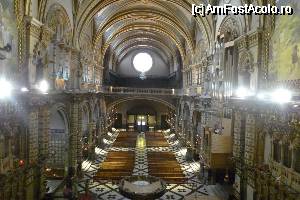 [P28] 28. Mănăstirea Montserrat - interior » foto by nickro
 - 
<span class="allrVoted glyphicon glyphicon-heart hidden" id="av339960"></span>
<a class="m-l-10 hidden" id="sv339960" onclick="voting_Foto_DelVot(,339960,12198)" role="button">șterge vot <span class="glyphicon glyphicon-remove"></span></a>
<a id="v9339960" class=" c-red"  onclick="voting_Foto_SetVot(339960)" role="button"><span class="glyphicon glyphicon-heart-empty"></span> <b>LIKE</b> = Votează poza</a> <img class="hidden"  id="f339960W9" src="/imagini/loader.gif" border="0" /><span class="AjErrMes hidden" id="e339960ErM"></span>