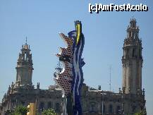 [P18] Monument avangardist din Port Vell... » foto by sandu.53
 - 
<span class="allrVoted glyphicon glyphicon-heart hidden" id="av164089"></span>
<a class="m-l-10 hidden" id="sv164089" onclick="voting_Foto_DelVot(,164089,12198)" role="button">șterge vot <span class="glyphicon glyphicon-remove"></span></a>
<a id="v9164089" class=" c-red"  onclick="voting_Foto_SetVot(164089)" role="button"><span class="glyphicon glyphicon-heart-empty"></span> <b>LIKE</b> = Votează poza</a> <img class="hidden"  id="f164089W9" src="/imagini/loader.gif" border="0" /><span class="AjErrMes hidden" id="e164089ErM"></span>
