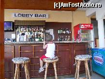 [P11] Cel mic la POOL bar (nu stiu de ce scria Lobby Bar). Si aici se plateste cu acel card preplatit.  » foto by akulus
 - 
<span class="allrVoted glyphicon glyphicon-heart hidden" id="av358009"></span>
<a class="m-l-10 hidden" id="sv358009" onclick="voting_Foto_DelVot(,358009,12245)" role="button">șterge vot <span class="glyphicon glyphicon-remove"></span></a>
<a id="v9358009" class=" c-red"  onclick="voting_Foto_SetVot(358009)" role="button"><span class="glyphicon glyphicon-heart-empty"></span> <b>LIKE</b> = Votează poza</a> <img class="hidden"  id="f358009W9" src="/imagini/loader.gif" border="0" /><span class="AjErrMes hidden" id="e358009ErM"></span>
