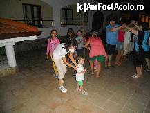 [P17] Minidiscoteca, 'trenuletul' cantat pe nustiucelimba. Adultii erau tunelul, copiii trenul, super-distractie.  » foto by akulus
 - 
<span class="allrVoted glyphicon glyphicon-heart hidden" id="av358015"></span>
<a class="m-l-10 hidden" id="sv358015" onclick="voting_Foto_DelVot(,358015,12245)" role="button">șterge vot <span class="glyphicon glyphicon-remove"></span></a>
<a id="v9358015" class=" c-red"  onclick="voting_Foto_SetVot(358015)" role="button"><span class="glyphicon glyphicon-heart-empty"></span> <b>LIKE</b> = Votează poza</a> <img class="hidden"  id="f358015W9" src="/imagini/loader.gif" border="0" /><span class="AjErrMes hidden" id="e358015ErM"></span>