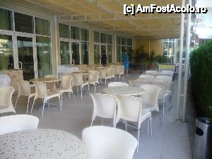 [P09] terasa restaurantului, unde se serveau gustarile » foto by Katy 20
 - 
<span class="allrVoted glyphicon glyphicon-heart hidden" id="av447113"></span>
<a class="m-l-10 hidden" id="sv447113" onclick="voting_Foto_DelVot(,447113,12251)" role="button">șterge vot <span class="glyphicon glyphicon-remove"></span></a>
<a id="v9447113" class=" c-red"  onclick="voting_Foto_SetVot(447113)" role="button"><span class="glyphicon glyphicon-heart-empty"></span> <b>LIKE</b> = Votează poza</a> <img class="hidden"  id="f447113W9" src="/imagini/loader.gif" border="0" /><span class="AjErrMes hidden" id="e447113ErM"></span>