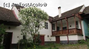 [P20] Casa nouă și liliacul ce visează s-o întreacă în înălțime » foto by crismis
 - 
<span class="allrVoted glyphicon glyphicon-heart hidden" id="av735730"></span>
<a class="m-l-10 hidden" id="sv735730" onclick="voting_Foto_DelVot(,735730,12288)" role="button">șterge vot <span class="glyphicon glyphicon-remove"></span></a>
<a id="v9735730" class=" c-red"  onclick="voting_Foto_SetVot(735730)" role="button"><span class="glyphicon glyphicon-heart-empty"></span> <b>LIKE</b> = Votează poza</a> <img class="hidden"  id="f735730W9" src="/imagini/loader.gif" border="0" /><span class="AjErrMes hidden" id="e735730ErM"></span>
