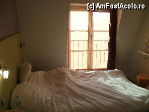 [P03] Ibis Styles Paris Gare de l'Est TGV (ex all seasons) - geamul mic, fara balcon cu vedere spre Gare de l'Est » foto by Dabator
 - 
<span class="allrVoted glyphicon glyphicon-heart hidden" id="av352077"></span>
<a class="m-l-10 hidden" id="sv352077" onclick="voting_Foto_DelVot(,352077,12362)" role="button">șterge vot <span class="glyphicon glyphicon-remove"></span></a>
<a id="v9352077" class=" c-red"  onclick="voting_Foto_SetVot(352077)" role="button"><span class="glyphicon glyphicon-heart-empty"></span> <b>LIKE</b> = Votează poza</a> <img class="hidden"  id="f352077W9" src="/imagini/loader.gif" border="0" /><span class="AjErrMes hidden" id="e352077ErM"></span>