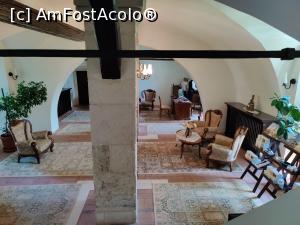 [P23] Hotel Medieval, holul recepției » foto by crismis
 - 
<span class="allrVoted glyphicon glyphicon-heart hidden" id="av1388838"></span>
<a class="m-l-10 hidden" id="sv1388838" onclick="voting_Foto_DelVot(,1388838,12507)" role="button">șterge vot <span class="glyphicon glyphicon-remove"></span></a>
<a id="v91388838" class=" c-red"  onclick="voting_Foto_SetVot(1388838)" role="button"><span class="glyphicon glyphicon-heart-empty"></span> <b>LIKE</b> = Votează poza</a> <img class="hidden"  id="f1388838W9" src="/imagini/loader.gif" border="0" /><span class="AjErrMes hidden" id="e1388838ErM"></span>