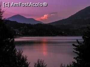 [P21] Apus pe lacul Colibita.  » foto by dunhil1
 - 
<span class="allrVoted glyphicon glyphicon-heart hidden" id="av803448"></span>
<a class="m-l-10 hidden" id="sv803448" onclick="voting_Foto_DelVot(,803448,12551)" role="button">șterge vot <span class="glyphicon glyphicon-remove"></span></a>
<a id="v9803448" class=" c-red"  onclick="voting_Foto_SetVot(803448)" role="button"><span class="glyphicon glyphicon-heart-empty"></span> <b>LIKE</b> = Votează poza</a> <img class="hidden"  id="f803448W9" src="/imagini/loader.gif" border="0" /><span class="AjErrMes hidden" id="e803448ErM"></span>