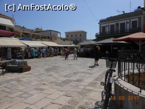 [P17] Zante Town - Animație în piața centrală.  » foto by iulianic
 - 
<span class="allrVoted glyphicon glyphicon-heart hidden" id="av911242"></span>
<a class="m-l-10 hidden" id="sv911242" onclick="voting_Foto_DelVot(,911242,12676)" role="button">șterge vot <span class="glyphicon glyphicon-remove"></span></a>
<a id="v9911242" class=" c-red"  onclick="voting_Foto_SetVot(911242)" role="button"><span class="glyphicon glyphicon-heart-empty"></span> <b>LIKE</b> = Votează poza</a> <img class="hidden"  id="f911242W9" src="/imagini/loader.gif" border="0" /><span class="AjErrMes hidden" id="e911242ErM"></span>