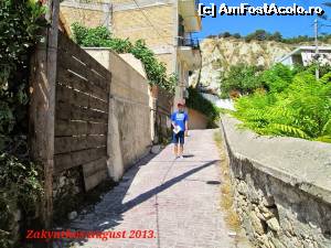 [P03] Zakynthos/9 august 2013. Pe strada Pilika.  » foto by ovidiuyepi
 - 
<span class="allrVoted glyphicon glyphicon-heart hidden" id="av566260"></span>
<a class="m-l-10 hidden" id="sv566260" onclick="voting_Foto_DelVot(,566260,12676)" role="button">șterge vot <span class="glyphicon glyphicon-remove"></span></a>
<a id="v9566260" class=" c-red"  onclick="voting_Foto_SetVot(566260)" role="button"><span class="glyphicon glyphicon-heart-empty"></span> <b>LIKE</b> = Votează poza</a> <img class="hidden"  id="f566260W9" src="/imagini/loader.gif" border="0" /><span class="AjErrMes hidden" id="e566260ErM"></span>