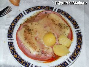 [P05] Celebra pulpa de porc de care spaniolii sunt atat de mandri. Au si de ce, este intradevar gustoasa.  » foto by ctc
 - 
<span class="allrVoted glyphicon glyphicon-heart hidden" id="av365850"></span>
<a class="m-l-10 hidden" id="sv365850" onclick="voting_Foto_DelVot(,365850,12730)" role="button">șterge vot <span class="glyphicon glyphicon-remove"></span></a>
<a id="v9365850" class=" c-red"  onclick="voting_Foto_SetVot(365850)" role="button"><span class="glyphicon glyphicon-heart-empty"></span> <b>LIKE</b> = Votează poza</a> <img class="hidden"  id="f365850W9" src="/imagini/loader.gif" border="0" /><span class="AjErrMes hidden" id="e365850ErM"></span>