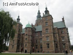 [P09] Castelul Rosenborg din Copenhaga, folosit mai mult ca o casă de vacanță pentru aprox 3 generații » foto by Aurici
 - 
<span class="allrVoted glyphicon glyphicon-heart hidden" id="av788791"></span>
<a class="m-l-10 hidden" id="sv788791" onclick="voting_Foto_DelVot(,788791,12754)" role="button">șterge vot <span class="glyphicon glyphicon-remove"></span></a>
<a id="v9788791" class=" c-red"  onclick="voting_Foto_SetVot(788791)" role="button"><span class="glyphicon glyphicon-heart-empty"></span> <b>LIKE</b> = Votează poza</a> <img class="hidden"  id="f788791W9" src="/imagini/loader.gif" border="0" /><span class="AjErrMes hidden" id="e788791ErM"></span>