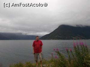 [P05] Pe malul unui fiord.  » foto by marius gaudi*
 - 
<span class="allrVoted glyphicon glyphicon-heart hidden" id="av808421"></span>
<a class="m-l-10 hidden" id="sv808421" onclick="voting_Foto_DelVot(,808421,12754)" role="button">șterge vot <span class="glyphicon glyphicon-remove"></span></a>
<a id="v9808421" class=" c-red"  onclick="voting_Foto_SetVot(808421)" role="button"><span class="glyphicon glyphicon-heart-empty"></span> <b>LIKE</b> = Votează poza</a> <img class="hidden"  id="f808421W9" src="/imagini/loader.gif" border="0" /><span class="AjErrMes hidden" id="e808421ErM"></span>