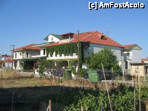 [P01] Vila Alexandra » foto by monysh
 - 
<span class="allrVoted glyphicon glyphicon-heart hidden" id="av468345"></span>
<a class="m-l-10 hidden" id="sv468345" onclick="voting_Foto_DelVot(,468345,12775)" role="button">șterge vot <span class="glyphicon glyphicon-remove"></span></a>
<a id="v9468345" class=" c-red"  onclick="voting_Foto_SetVot(468345)" role="button"><span class="glyphicon glyphicon-heart-empty"></span> <b>LIKE</b> = Votează poza</a> <img class="hidden"  id="f468345W9" src="/imagini/loader.gif" border="0" /><span class="AjErrMes hidden" id="e468345ErM"></span>