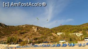 [P16] Kathisma - plaja și parapantiștii » foto by Dragoș_MD
 - 
<span class="allrVoted glyphicon glyphicon-heart hidden" id="av904720"></span>
<a class="m-l-10 hidden" id="sv904720" onclick="voting_Foto_DelVot(,904720,12776)" role="button">șterge vot <span class="glyphicon glyphicon-remove"></span></a>
<a id="v9904720" class=" c-red"  onclick="voting_Foto_SetVot(904720)" role="button"><span class="glyphicon glyphicon-heart-empty"></span> <b>LIKE</b> = Votează poza</a> <img class="hidden"  id="f904720W9" src="/imagini/loader.gif" border="0" /><span class="AjErrMes hidden" id="e904720ErM"></span>