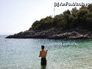 [P04] Ammouso beach - partea dreaptă. Cât timp bate soarele acolo se poate face snorkeling în lungul malului » foto by ebirsan
 - 
<span class="allrVoted glyphicon glyphicon-heart hidden" id="av473940"></span>
<a class="m-l-10 hidden" id="sv473940" onclick="voting_Foto_DelVot(,473940,12776)" role="button">șterge vot <span class="glyphicon glyphicon-remove"></span></a>
<a id="v9473940" class=" c-red"  onclick="voting_Foto_SetVot(473940)" role="button"><span class="glyphicon glyphicon-heart-empty"></span> <b>LIKE</b> = Votează poza</a> <img class="hidden"  id="f473940W9" src="/imagini/loader.gif" border="0" /><span class="AjErrMes hidden" id="e473940ErM"></span>