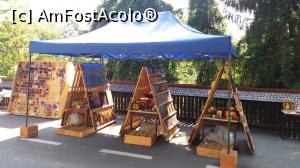 [P07] Tarabe unde se comercializează obiecte mănăstirești » foto by costy69*
 - 
<span class="allrVoted glyphicon glyphicon-heart hidden" id="av805415"></span>
<a class="m-l-10 hidden" id="sv805415" onclick="voting_Foto_DelVot(,805415,12834)" role="button">șterge vot <span class="glyphicon glyphicon-remove"></span></a>
<a id="v9805415" class=" c-red"  onclick="voting_Foto_SetVot(805415)" role="button"><span class="glyphicon glyphicon-heart-empty"></span> <b>LIKE</b> = Votează poza</a> <img class="hidden"  id="f805415W9" src="/imagini/loader.gif" border="0" /><span class="AjErrMes hidden" id="e805415ErM"></span>