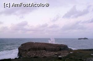 [P03] O zi cu valuri. In stanga, Insula Iepurilor » foto by cristina47*
 - 
<span class="allrVoted glyphicon glyphicon-heart hidden" id="av967690"></span>
<a class="m-l-10 hidden" id="sv967690" onclick="voting_Foto_DelVot(,967690,12863)" role="button">șterge vot <span class="glyphicon glyphicon-remove"></span></a>
<a id="v9967690" class=" c-red"  onclick="voting_Foto_SetVot(967690)" role="button"><span class="glyphicon glyphicon-heart-empty"></span> <b>LIKE</b> = Votează poza</a> <img class="hidden"  id="f967690W9" src="/imagini/loader.gif" border="0" /><span class="AjErrMes hidden" id="e967690ErM"></span>