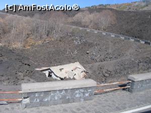 [P25] Pe Etna, ravagiile erupţiei vulcanului » foto by Michi
 - 
<span class="allrVoted glyphicon glyphicon-heart hidden" id="av1228556"></span>
<a class="m-l-10 hidden" id="sv1228556" onclick="voting_Foto_DelVot(,1228556,12926)" role="button">șterge vot <span class="glyphicon glyphicon-remove"></span></a>
<a id="v91228556" class=" c-red"  onclick="voting_Foto_SetVot(1228556)" role="button"><span class="glyphicon glyphicon-heart-empty"></span> <b>LIKE</b> = Votează poza</a> <img class="hidden"  id="f1228556W9" src="/imagini/loader.gif" border="0" /><span class="AjErrMes hidden" id="e1228556ErM"></span>