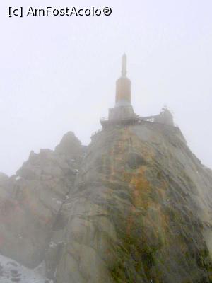 [P06] Vârful Aiguile du Midi în ceaţă » foto by Michi
 - 
<span class="allrVoted glyphicon glyphicon-heart hidden" id="av1228537"></span>
<a class="m-l-10 hidden" id="sv1228537" onclick="voting_Foto_DelVot(,1228537,12926)" role="button">șterge vot <span class="glyphicon glyphicon-remove"></span></a>
<a id="v91228537" class=" c-red"  onclick="voting_Foto_SetVot(1228537)" role="button"><span class="glyphicon glyphicon-heart-empty"></span> <b>LIKE</b> = Votează poza</a> <img class="hidden"  id="f1228537W9" src="/imagini/loader.gif" border="0" /><span class="AjErrMes hidden" id="e1228537ErM"></span>