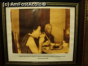 [P40] Mihail Sadoveanu servește micul dejun alături de soția sa în sufrageria locuinței (anul 1955).  » foto by Floryn81
 - 
<span class="allrVoted glyphicon glyphicon-heart hidden" id="av764040"></span>
<a class="m-l-10 hidden" id="sv764040" onclick="voting_Foto_DelVot(,764040,12941)" role="button">șterge vot <span class="glyphicon glyphicon-remove"></span></a>
<a id="v9764040" class=" c-red"  onclick="voting_Foto_SetVot(764040)" role="button"><span class="glyphicon glyphicon-heart-empty"></span> <b>LIKE</b> = Votează poza</a> <img class="hidden"  id="f764040W9" src="/imagini/loader.gif" border="0" /><span class="AjErrMes hidden" id="e764040ErM"></span>