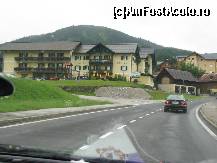 [P01] la drum - tocmai trecusem de Obertraun, spre Zell am See  (in Gosau) » foto by cristi_an3000
 - 
<span class="allrVoted glyphicon glyphicon-heart hidden" id="av107859"></span>
<a class="m-l-10 hidden" id="sv107859" onclick="voting_Foto_DelVot(,107859,12945)" role="button">șterge vot <span class="glyphicon glyphicon-remove"></span></a>
<a id="v9107859" class=" c-red"  onclick="voting_Foto_SetVot(107859)" role="button"><span class="glyphicon glyphicon-heart-empty"></span> <b>LIKE</b> = Votează poza</a> <img class="hidden"  id="f107859W9" src="/imagini/loader.gif" border="0" /><span class="AjErrMes hidden" id="e107859ErM"></span>