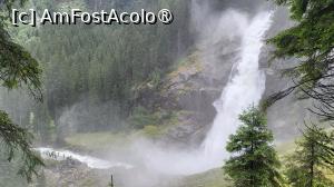 [P09] Caderea de apa ofera un spectacol care se desfasoara in fata ochilor nostri, zgomotul produs si picaturile de apa pe care le simti pe fata, chiar si de la distanta, accentuand senzationalul. » foto by geani anto
 - 
<span class="allrVoted glyphicon glyphicon-heart hidden" id="av1423361"></span>
<a class="m-l-10 hidden" id="sv1423361" onclick="voting_Foto_DelVot(,1423361,12945)" role="button">șterge vot <span class="glyphicon glyphicon-remove"></span></a>
<a id="v91423361" class=" c-red"  onclick="voting_Foto_SetVot(1423361)" role="button"><span class="glyphicon glyphicon-heart-empty"></span> <b>LIKE</b> = Votează poza</a> <img class="hidden"  id="f1423361W9" src="/imagini/loader.gif" border="0" /><span class="AjErrMes hidden" id="e1423361ErM"></span>