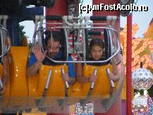 [P08] Prater - sotul si fiica mea, intr-una dintre distractiile parcului. Eu am preferat sa fiu... chibit! » foto by IUBONI
 - 
<span class="allrVoted glyphicon glyphicon-heart hidden" id="av92462"></span>
<a class="m-l-10 hidden" id="sv92462" onclick="voting_Foto_DelVot(,92462,12981)" role="button">șterge vot <span class="glyphicon glyphicon-remove"></span></a>
<a id="v992462" class=" c-red"  onclick="voting_Foto_SetVot(92462)" role="button"><span class="glyphicon glyphicon-heart-empty"></span> <b>LIKE</b> = Votează poza</a> <img class="hidden"  id="f92462W9" src="/imagini/loader.gif" border="0" /><span class="AjErrMes hidden" id="e92462ErM"></span>
