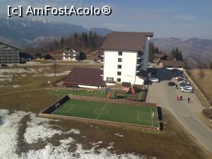 [P04] Vedere din balcon, hotelul Bucegi » foto by almona
 - 
<span class="allrVoted glyphicon glyphicon-heart hidden" id="av840059"></span>
<a class="m-l-10 hidden" id="sv840059" onclick="voting_Foto_DelVot(,840059,13015)" role="button">șterge vot <span class="glyphicon glyphicon-remove"></span></a>
<a id="v9840059" class=" c-red"  onclick="voting_Foto_SetVot(840059)" role="button"><span class="glyphicon glyphicon-heart-empty"></span> <b>LIKE</b> = Votează poza</a> <img class="hidden"  id="f840059W9" src="/imagini/loader.gif" border="0" /><span class="AjErrMes hidden" id="e840059ErM"></span>