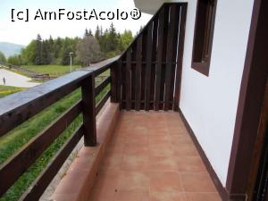 [P20] În balcon la dreapta » foto by Zoazore
 - 
<span class="allrVoted glyphicon glyphicon-heart hidden" id="av1367725"></span>
<a class="m-l-10 hidden" id="sv1367725" onclick="voting_Foto_DelVot(,1367725,13015)" role="button">șterge vot <span class="glyphicon glyphicon-remove"></span></a>
<a id="v91367725" class=" c-red"  onclick="voting_Foto_SetVot(1367725)" role="button"><span class="glyphicon glyphicon-heart-empty"></span> <b>LIKE</b> = Votează poza</a> <img class="hidden"  id="f1367725W9" src="/imagini/loader.gif" border="0" /><span class="AjErrMes hidden" id="e1367725ErM"></span>
