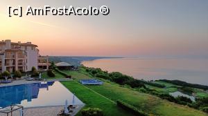 [P20] Răsărit de soare peste golful Balcic. » foto by tata123 🔱
 - 
<span class="allrVoted glyphicon glyphicon-heart hidden" id="av1370843"></span>
<a class="m-l-10 hidden" id="sv1370843" onclick="voting_Foto_DelVot(,1370843,13043)" role="button">șterge vot <span class="glyphicon glyphicon-remove"></span></a>
<a id="v91370843" class=" c-red"  onclick="voting_Foto_SetVot(1370843)" role="button"><span class="glyphicon glyphicon-heart-empty"></span> <b>LIKE</b> = Votează poza</a> <img class="hidden"  id="f1370843W9" src="/imagini/loader.gif" border="0" /><span class="AjErrMes hidden" id="e1370843ErM"></span>