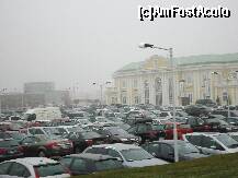 [P24] centrul comercial Parndorf - parcarea » foto by kmy
 - 
<span class="allrVoted glyphicon glyphicon-heart hidden" id="av283816"></span>
<a class="m-l-10 hidden" id="sv283816" onclick="voting_Foto_DelVot(,283816,13117)" role="button">șterge vot <span class="glyphicon glyphicon-remove"></span></a>
<a id="v9283816" class=" c-red"  onclick="voting_Foto_SetVot(283816)" role="button"><span class="glyphicon glyphicon-heart-empty"></span> <b>LIKE</b> = Votează poza</a> <img class="hidden"  id="f283816W9" src="/imagini/loader.gif" border="0" /><span class="AjErrMes hidden" id="e283816ErM"></span>