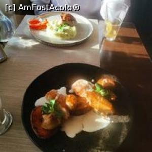 [P17] A doua zi am servit masa la "Ciuperca Mica", pe malul Lacului Ursu,unde la fel, se manca foarte bine » foto by dorgo
 - 
<span class="allrVoted glyphicon glyphicon-heart hidden" id="av1293823"></span>
<a class="m-l-10 hidden" id="sv1293823" onclick="voting_Foto_DelVot(,1293823,13132)" role="button">șterge vot <span class="glyphicon glyphicon-remove"></span></a>
<a id="v91293823" class=" c-red"  onclick="voting_Foto_SetVot(1293823)" role="button"><span class="glyphicon glyphicon-heart-empty"></span> <b>LIKE</b> = Votează poza</a> <img class="hidden"  id="f1293823W9" src="/imagini/loader.gif" border="0" /><span class="AjErrMes hidden" id="e1293823ErM"></span>
