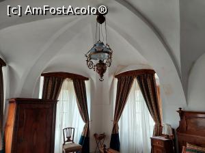 [P20] Tavanul, cu arce și arcade, plus candelabrul interesant. » foto by maryka
 - 
<span class="allrVoted glyphicon glyphicon-heart hidden" id="av1298871"></span>
<a class="m-l-10 hidden" id="sv1298871" onclick="voting_Foto_DelVot(,1298871,13139)" role="button">șterge vot <span class="glyphicon glyphicon-remove"></span></a>
<a id="v91298871" class=" c-red"  onclick="voting_Foto_SetVot(1298871)" role="button"><span class="glyphicon glyphicon-heart-empty"></span> <b>LIKE</b> = Votează poza</a> <img class="hidden"  id="f1298871W9" src="/imagini/loader.gif" border="0" /><span class="AjErrMes hidden" id="e1298871ErM"></span>