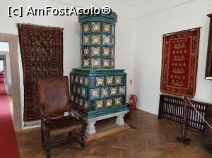 [P29] O superbă sobă de teracotă în Sala de Gală. » foto by maryka
 - 
<span class="allrVoted glyphicon glyphicon-heart hidden" id="av1298880"></span>
<a class="m-l-10 hidden" id="sv1298880" onclick="voting_Foto_DelVot(,1298880,13139)" role="button">șterge vot <span class="glyphicon glyphicon-remove"></span></a>
<a id="v91298880" class=" c-red"  onclick="voting_Foto_SetVot(1298880)" role="button"><span class="glyphicon glyphicon-heart-empty"></span> <b>LIKE</b> = Votează poza</a> <img class="hidden"  id="f1298880W9" src="/imagini/loader.gif" border="0" /><span class="AjErrMes hidden" id="e1298880ErM"></span>