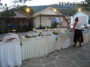 [P11] Cina la Parga Beach Resort » foto by marocanu21
 - 
<span class="allrVoted glyphicon glyphicon-heart hidden" id="av564693"></span>
<a class="m-l-10 hidden" id="sv564693" onclick="voting_Foto_DelVot(,564693,13156)" role="button">șterge vot <span class="glyphicon glyphicon-remove"></span></a>
<a id="v9564693" class=" c-red"  onclick="voting_Foto_SetVot(564693)" role="button"><span class="glyphicon glyphicon-heart-empty"></span> <b>LIKE</b> = Votează poza</a> <img class="hidden"  id="f564693W9" src="/imagini/loader.gif" border="0" /><span class="AjErrMes hidden" id="e564693ErM"></span>