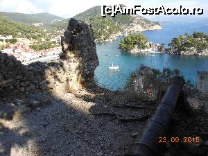 [P01] Parga - Din înălţimile Castelului Veneţian, vedere asupra golfului.  » foto by iulianic
 - 
<span class="allrVoted glyphicon glyphicon-heart hidden" id="av681791"></span>
<a class="m-l-10 hidden" id="sv681791" onclick="voting_Foto_DelVot(,681791,13156)" role="button">șterge vot <span class="glyphicon glyphicon-remove"></span></a>
<a id="v9681791" class=" c-red"  onclick="voting_Foto_SetVot(681791)" role="button"><span class="glyphicon glyphicon-heart-empty"></span> <b>LIKE</b> = Votează poza</a> <img class="hidden"  id="f681791W9" src="/imagini/loader.gif" border="0" /><span class="AjErrMes hidden" id="e681791ErM"></span>